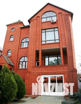 Дом 800м², 4-этажный, участок 7 сот.  