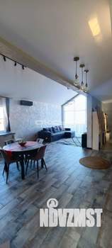 Дом 175м&sup2;, 2-этажный, участок 8 сот.  