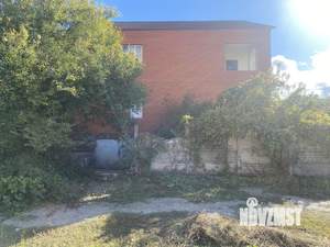 Дом 245м&sup2;, 2-этажный, участок 6 сот.  