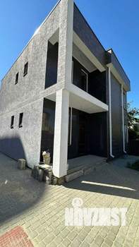 Дом 154м&sup2;, 2-этажный, участок 3 сот.  