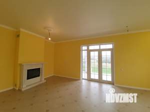 Дом 160м&sup2;, 2-этажный, участок 8 сот.  