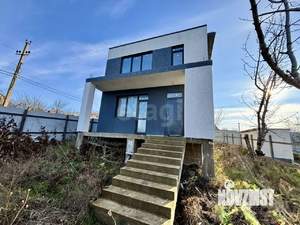 Дом 169м&sup2;, 2-этажный, участок 4 сот.  