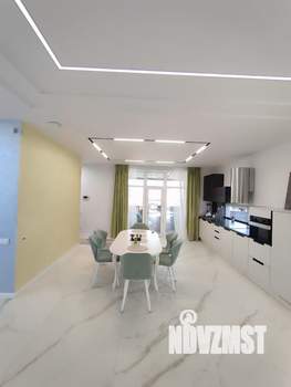 Дом 209м&sup2;, 2-этажный, участок 7 сот.  