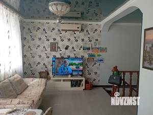 Дом 100м&sup2;, 2-этажный, участок 5 сот.  