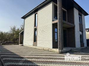 Дом 150м², 2-этажный, участок 6 сот.  