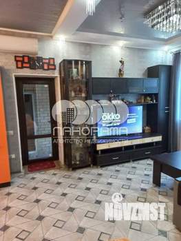 Дом 160м&sup2;, 2-этажный, участок 6 сот.  