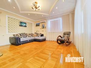 Дом 150м², 2-этажный, участок 8 сот.  