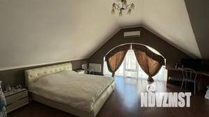 Дом 100м², 2-этажный, участок 1 сот.  