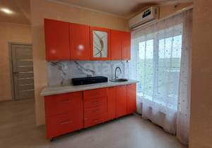 Дом 162м&sup2;, 2-этажный, участок 4 сот.  