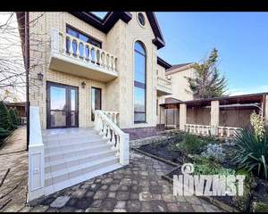 Дом 177м&sup2;, 2-этажный, участок 8 сот.  