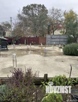 Дом 100м&sup2;, 2-этажный, участок 7 сот.  