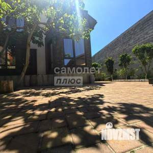 Дом 135м&sup2;, 2-этажный, участок 5 сот.  