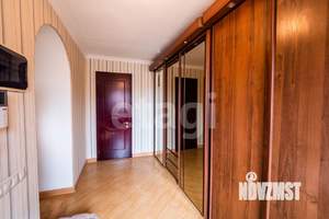 Дом 387м&sup2;, 3-этажный, участок 7 сот.  