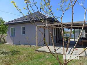 Дом 72м&sup2;, 2-этажный, участок 5 сот.  