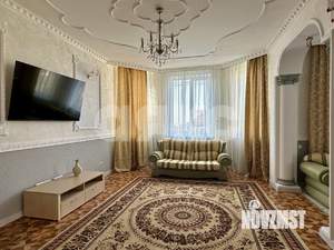 Дом 352м&sup2;, 2-этажный, участок 8 сот.  