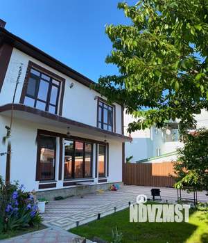 Дом 190м&sup2;, 2-этажный, участок 3 сот.  