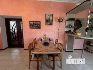 Дом 325м&sup2;, 2-этажный, участок 9 сот.  