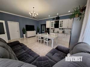 Дом 104м&sup2;, 2-этажный, участок 4 сот.  