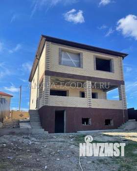 Дом 240м², 3-этажный, участок 5 сот.  