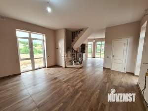 Дом 132м&sup2;, 2-этажный, участок 5 сот.  