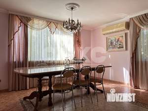 Дом 371м², 2-этажный, участок 9 сот.  