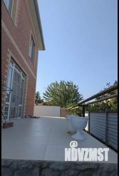 Дом 126м&sup2;, 2-этажный, участок 4 сот.  