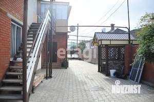 Дом 450м&sup2;, 2-этажный, участок 8 сот.  