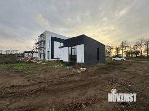 Дом 77м&sup2;, 2-этажный, участок 4 сот.  