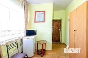 Дом 250м&sup2;, 3-этажный, участок 4 сот.  