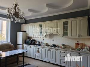 Дом 240м², 2-этажный, участок 5 сот.  