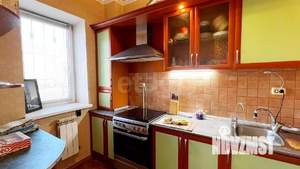 Дом 269м&sup2;, 2-этажный, участок 4 сот.  