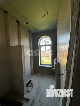 Дом 851м&sup2;, 4-этажный, участок 7 сот.  