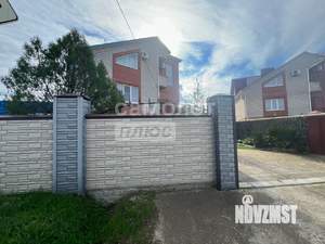 Коттедж 300м², 3-этажный, участок 14 сот.  