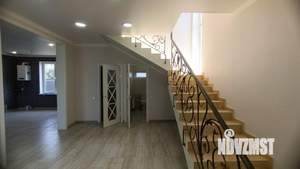 Дом 135м&sup2;, 2-этажный, участок 4 сот.  