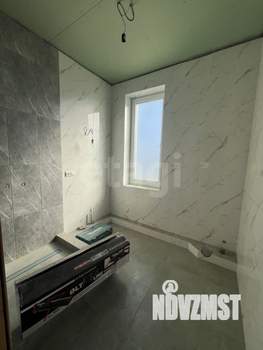 Дом 100м&sup2;, 2-этажный, участок 3 сот.  