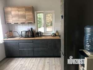 Дом 180м&sup2;, 2-этажный, участок 5 сот.  