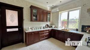 Дом 220м&sup2;, 2-этажный, участок 9 сот.  