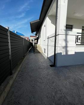 Дом 230м&sup2;, 2-этажный, участок 3 сот.  