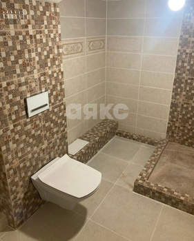 Дом 500м&sup2;, 2-этажный, участок 11 сот.  