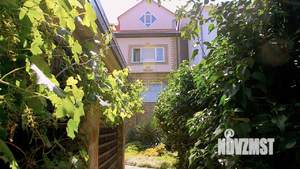 Дом 394м&sup2;, 2-этажный, участок 3 сот.  