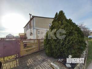 Дом 220м&sup2;, 2-этажный, участок 7 сот.  