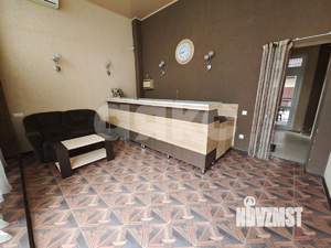 Дом 900м&sup2;, 4-этажный, участок 7 сот.  