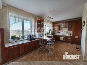 Коттедж 280м&sup2;, 3-этажный, участок 12 сот.  