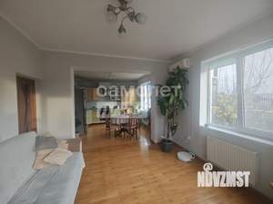 Дом 144м&sup2;, 2-этажный, участок 5 сот.  