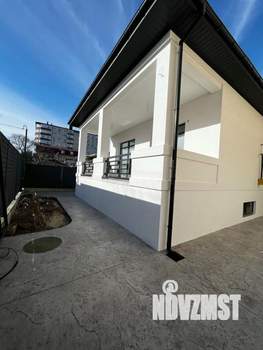 Дом 230м&sup2;, 2-этажный, участок 3 сот.  