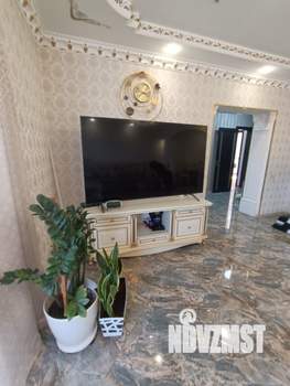 Дом 213м&sup2;, 2-этажный, участок 10 сот.  