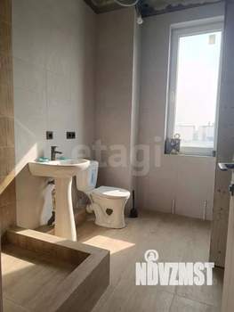 Дом 177м&sup2;, 2-этажный, участок 4 сот.  