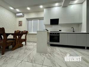 Дом 152м&sup2;, 2-этажный, участок 4 сот.  