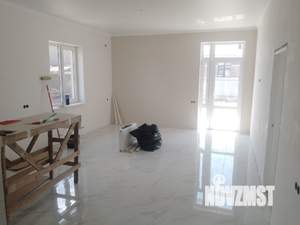 Дом 110м&sup2;, 1-этажный, участок 6 сот.  