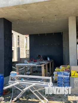 Дом 220м&sup2;, 2-этажный, участок 8 сот.  